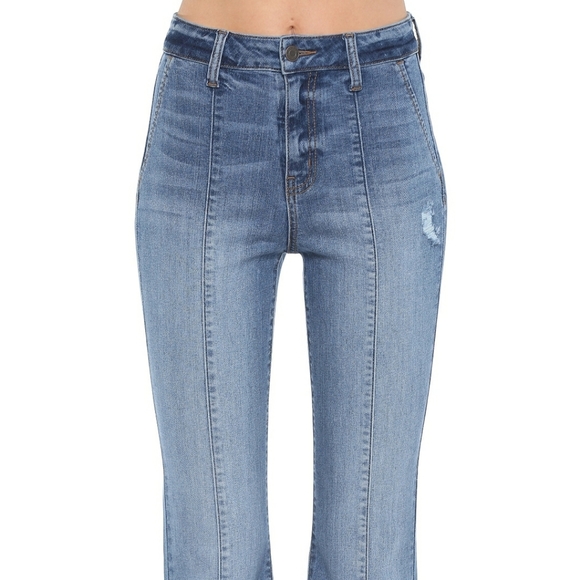 NWT Cello Women's High Rise Flare Stretch Skinny Jeans 1 3 5 7 11 - Picture 4 of 6